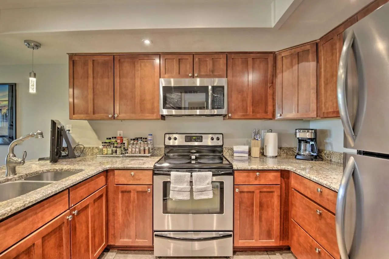 Scottsdale Condo With Golf Course And Mountain Views! Apartament